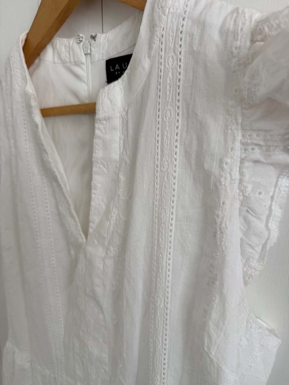 Laundry By Shelli Segal - Picture 4 of 8